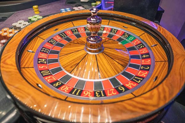 68gamebai reviews Roulette là một trò chơi mang tính hên xui may rủi rất cao nhưng luôn có sức hút với nhiều người chơi