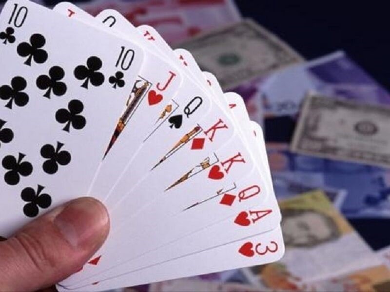 68gamebai reviews Cách đánh ôm bom trong bài phỏm